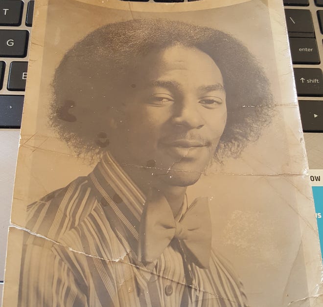 Esta es una fotografía que Pete McDaniel guardó mientras trabajaba en el Asheville Citizen Times en 1974 cuando se presentó a los lectores.
