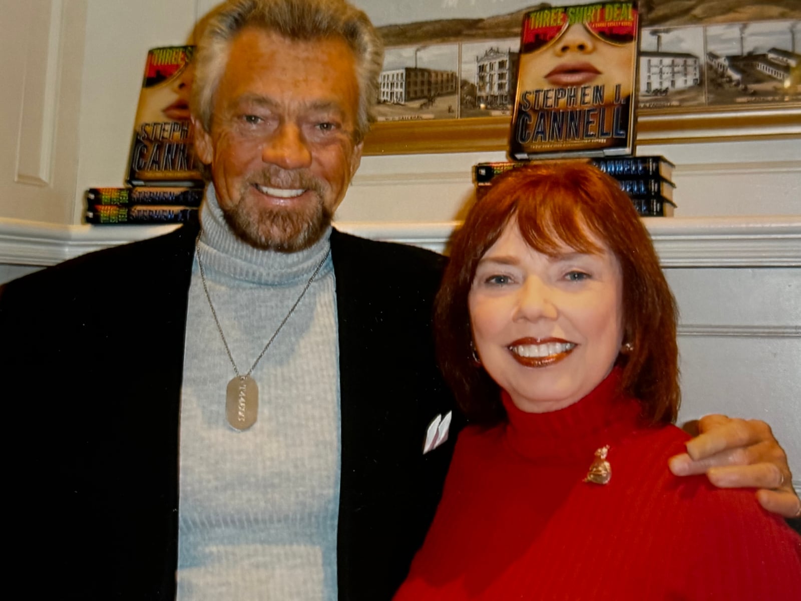 Sharon Kelly Roth describió con Right, Right, Stephen J. Longell y Telling, Television, Television Screen. Contribuido a