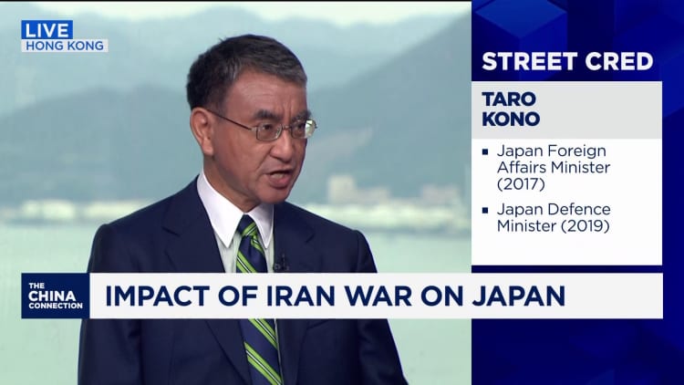 Taro Kono: 'Hemos sobrecargado a Estados Unidos'; Asia debe hacer más en defensa